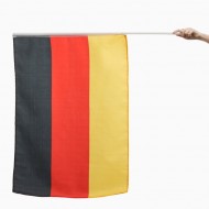 Német Zászló Rúddal (90 x 60 cm) + postaköltség csak 1 Ft